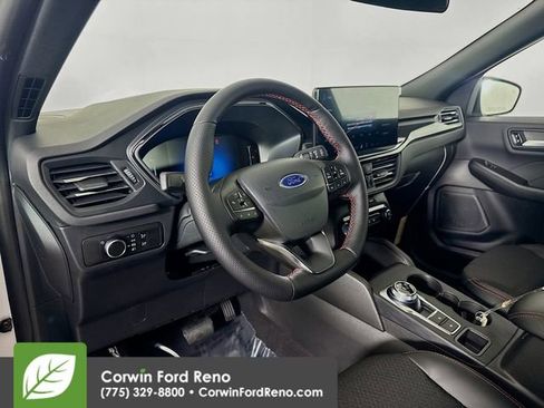 New 2026 Ford Escape ST-Line w/ Tech Pack #1 AWD/4WD image 9