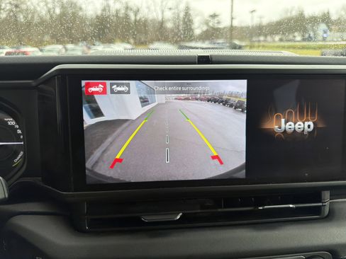 Used 2024 Jeep Wrangler Sahara w/ Technology Group image 26