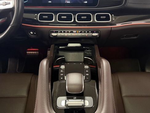 Used 2022 Mercedes-Benz GLS 450 4MATIC image 14