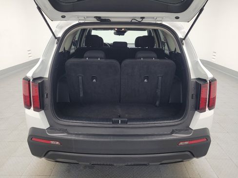 Used 2022 Kia Sorento LX image 29
