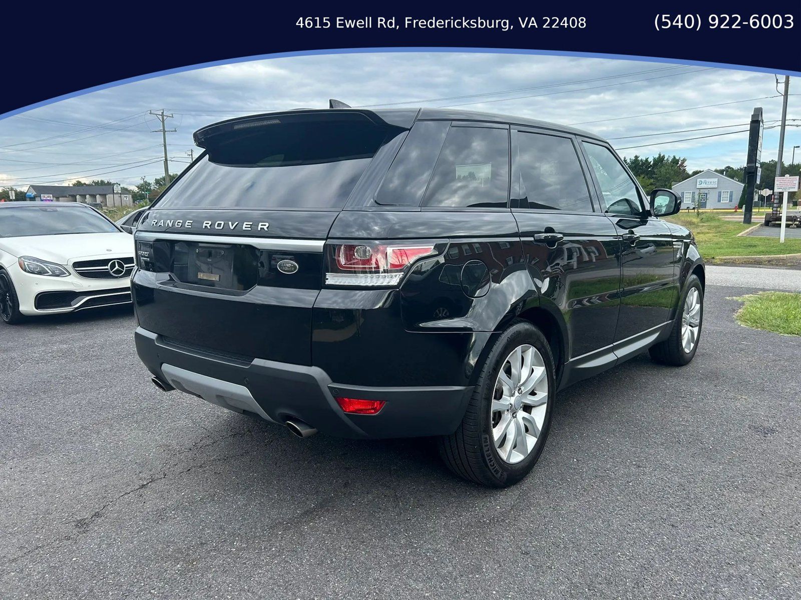 Used 2017 Land Rover Range Rover Sport HSE AWD/4WD image 6