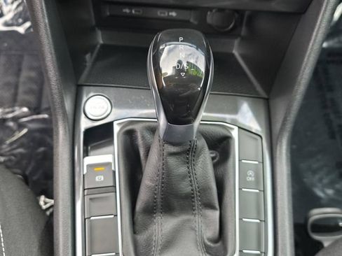Used 2024 Volkswagen Tiguan S FWD image 46
