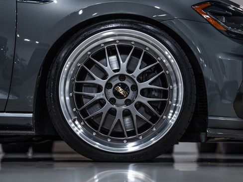 Used 2019 Volkswagen Golf R 4-Door image 51