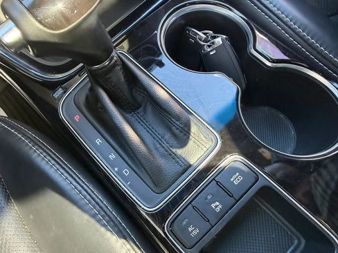 Used 2014 Kia Sorento SX w/ 3rd Row Package image 24