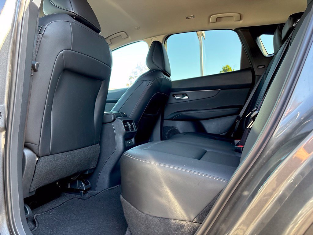 Certified 2025 Nissan Murano SV AWD/4WD image 35