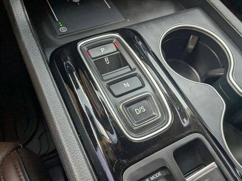 Used 2023 Honda Pilot Elite image 12