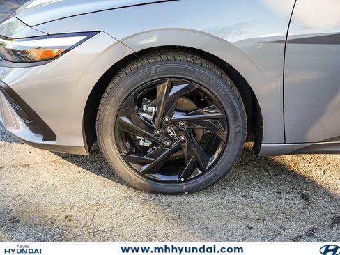 New 2026 Hyundai Elantra Sport FWD image 6