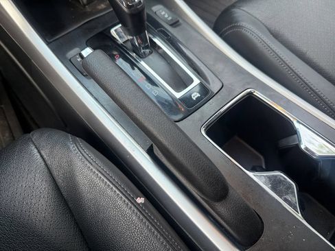 Used 2015 Honda Accord Touring image 20