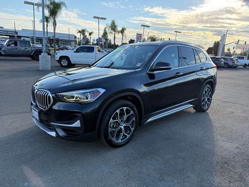 Used 2022 BMW X1 sDrive28i w/ Convenience Package image 3