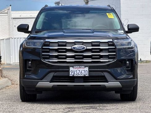 Used 2025 Ford Explorer Active w/ Active Comfort Package RWD image 11