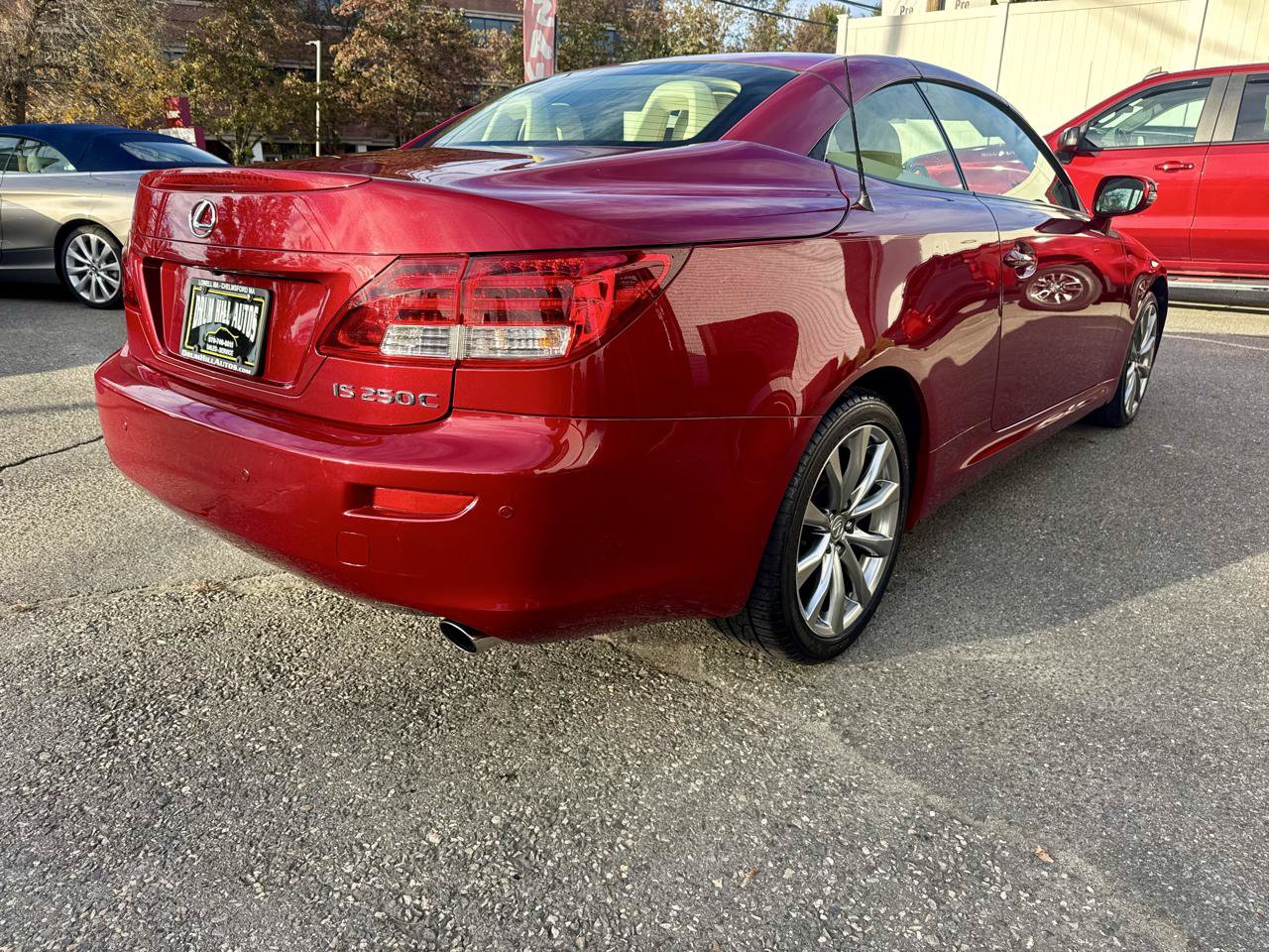 Used 2014 Lexus IS 250C w/ Navigation System Package RWD image 10
