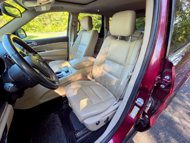 Used 2020 Jeep Grand Cherokee Limited w/ Trailer Tow Group IV AWD/4WD image 14