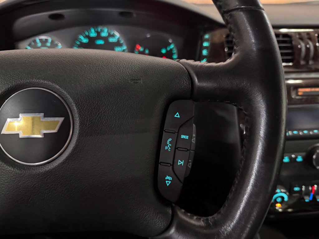 Used 2012 Chevrolet Impala LT FWD image 16