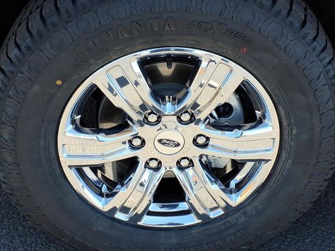 Used 2021 Ford Ranger XLT w/ Equipment Group 302A High AWD/4WD image 13