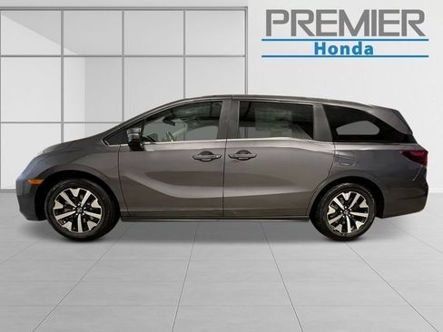 New 2026 Honda Odyssey EX-L image 2