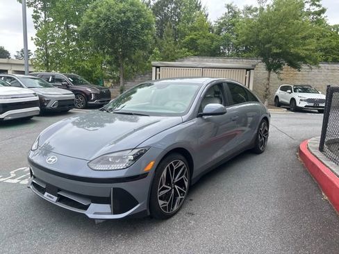 Used 2024 Hyundai Ioniq 6 SEL AWD/4WD image 3
