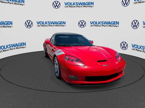 Used 2010 Chevrolet Corvette Grand Sport w/ Preferred Equipment Group RWD image 16