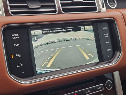 Used 2015 Land Rover Range Rover Autobiography image 22