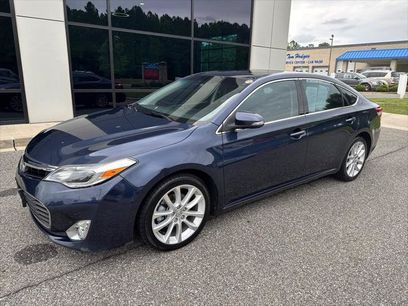 Used 2014 Toyota Avalon Limited w/ Technology Package
