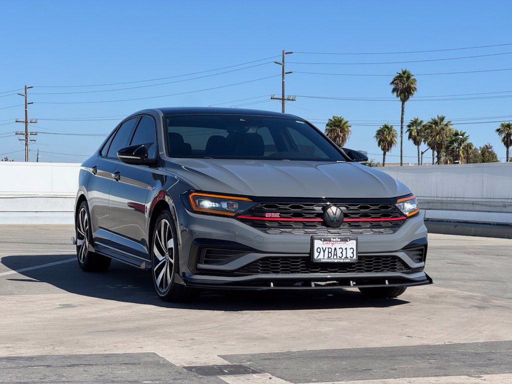 Used 2021 Volkswagen Jetta GLI Autobahn FWD image 2