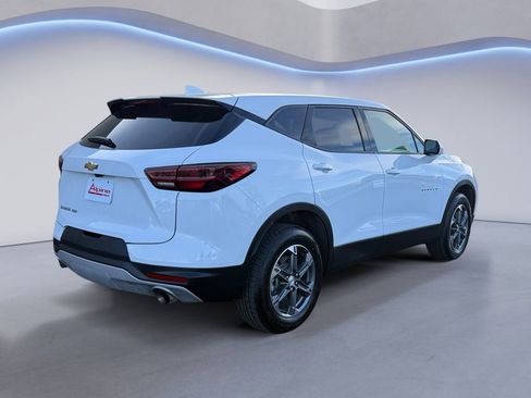 Used 2025 Chevrolet Blazer LT image 5