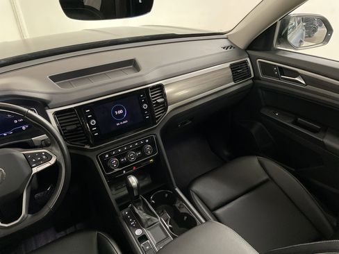 Used 2021 Volkswagen Atlas SEL image 10