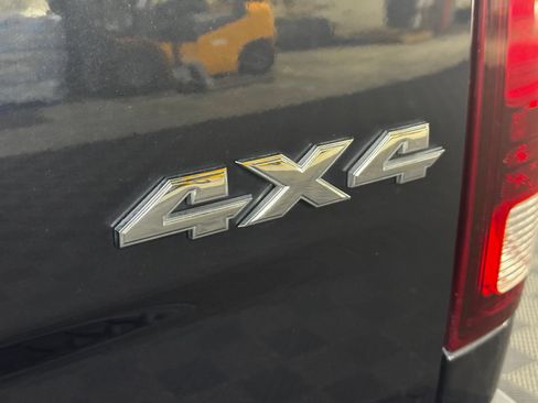 Used 2013 RAM 1500 Sport w/ Sport Premium Group AWD/4WD image 7