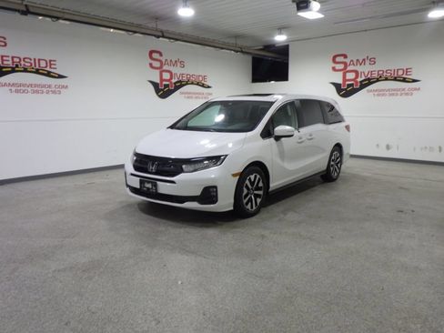 Used 2025 Honda Odyssey EX-L image 1