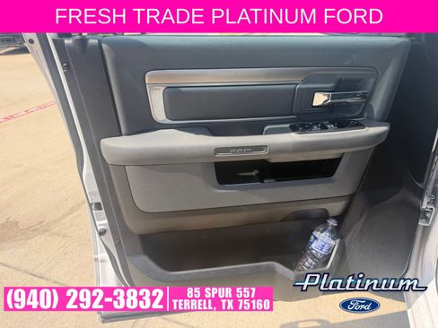 Used 2016 RAM 1500 Classic SLT RWD image 19