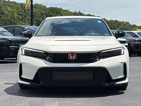 Used 2024 Honda Civic Type R image 9