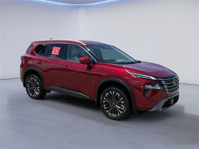 Certified 2025 Nissan Rogue SL w/ Tech Package