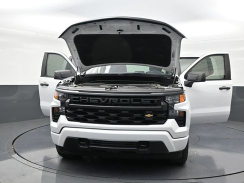 Used 2024 Chevrolet Silverado 1500 Custom RWD image 33
