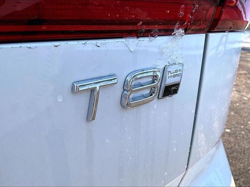 New 2026 Volvo XC60 T8 Ultra w/ Protection Package Premier AWD/4WD image 9
