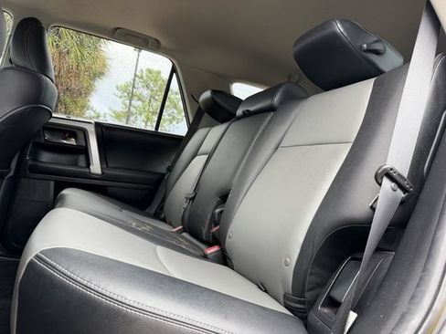 Used 2016 Toyota 4Runner SR5 Premium RWD image 24
