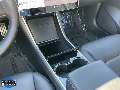Used 2018 Tesla Model 3 Performance image 44