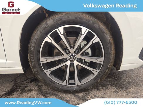 New 2026 Volkswagen Jetta Sport image 9