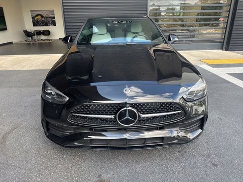 Used 2024 Mercedes-Benz C 300 Sedan image 2