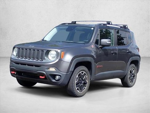 Used 2016 Jeep Renegade Trailhawk AWD/4WD image 11