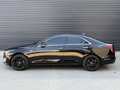 Used 2025 Cadillac CT4 Premium Luxury image 9