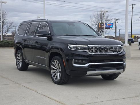 Used 2022 Jeep Grand Wagoneer Series II w/ Premium Group II image 3