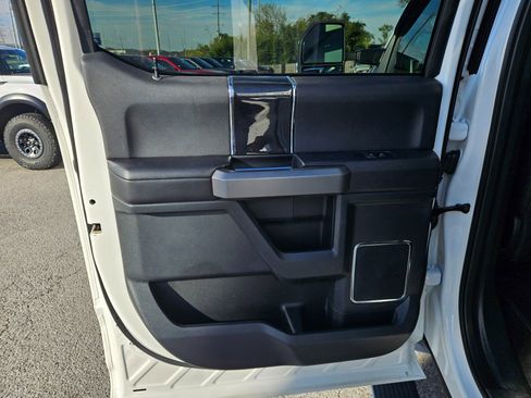 Used 2022 Ford F350 Platinum image 22