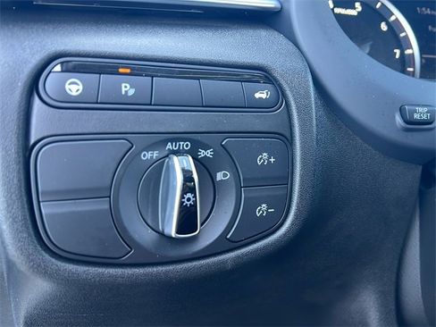 Certified 2025 INFINITI QX50 Pure image 24