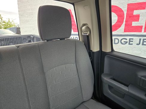 Used 2024 RAM 1500 Classic SLT AWD/4WD image 14
