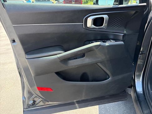 Used 2022 Kia Sorento LX AWD/4WD image 20