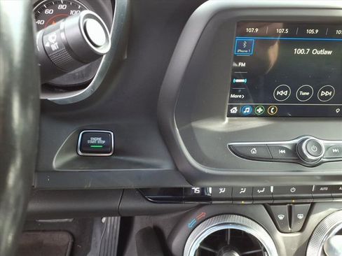 Used 2019 Chevrolet Camaro LT image 12