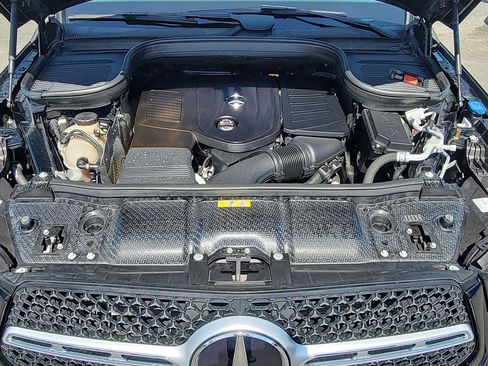 Used 2024 Mercedes-Benz GLE 350 4MATIC image 31
