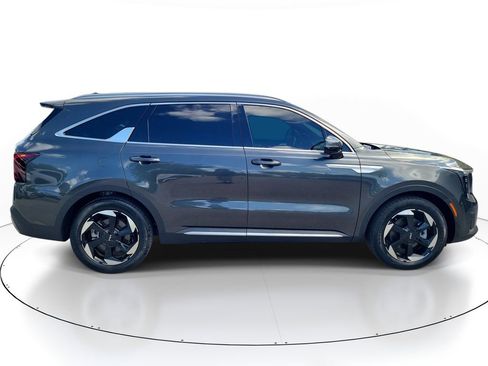 Used 2025 Kia Sorento SX Prestige AWD/4WD image 3
