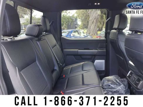 Used 2025 Ford F150 Lariat w/ Equipment Group 502A High AWD/4WD image 39