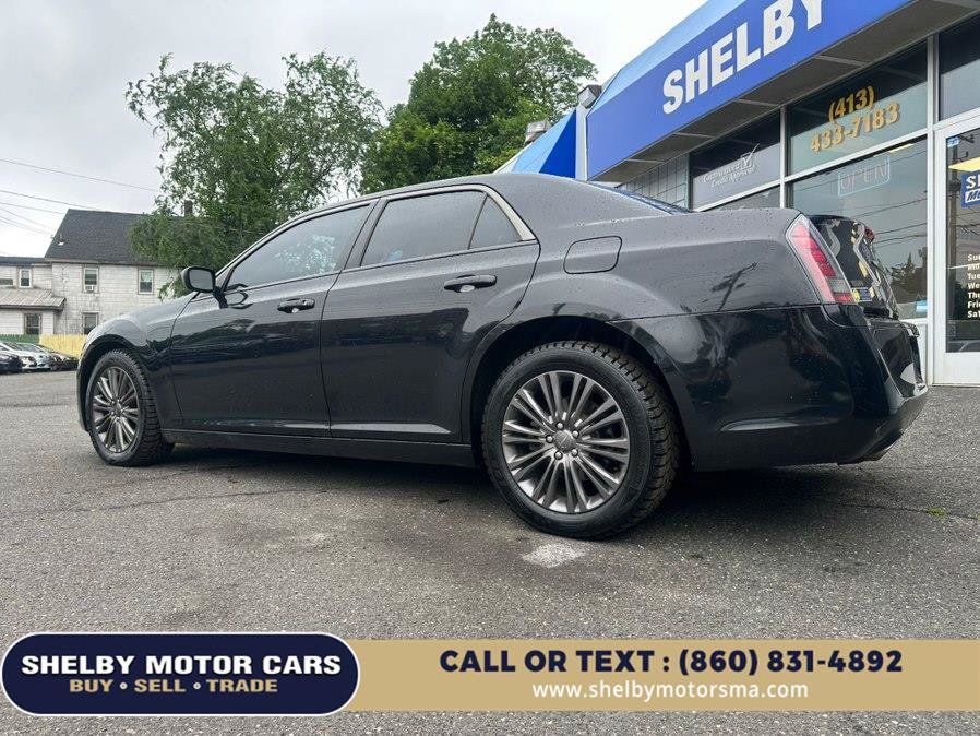 Used 2014 Chrysler 300 C AWD/4WD image 7