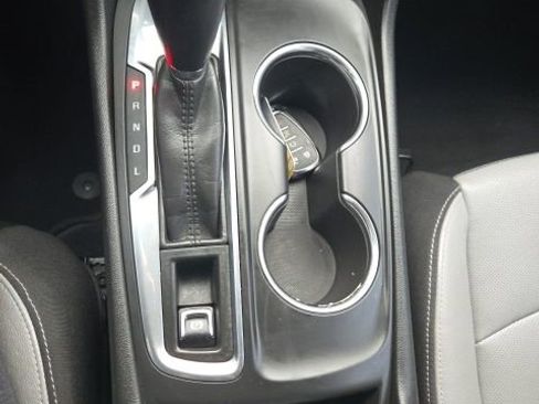 Used 2018 Chevrolet Equinox Premier image 22